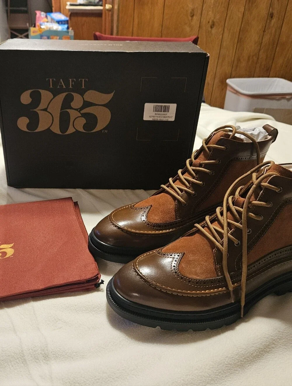 Taft Honey Brown Leather & Suede Chukka Boots